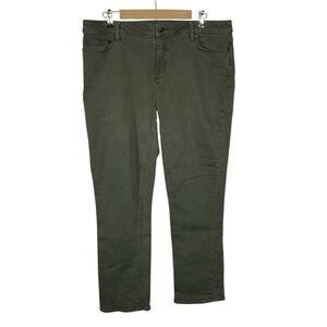 Lands End Women’s Green Denim Distressed Jeans. Size 18.